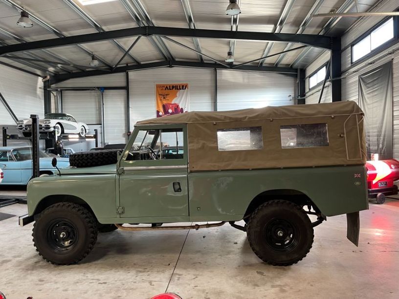 Occasion LAND ROVER DEFENDER SERIE III BACHE 1973 Vaucluse 84