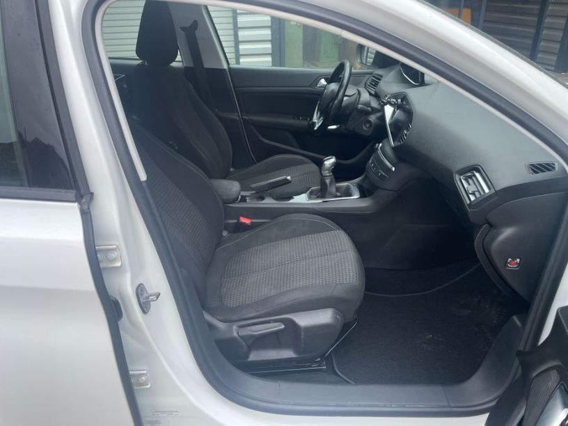 Occasion PEUGEOT 308 AFFAIRE 2018 Vaucluse 84