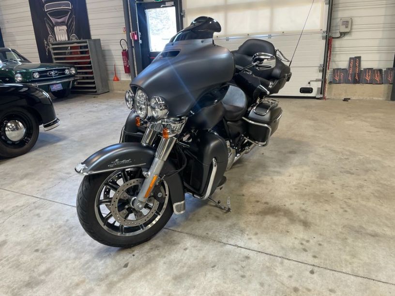 Occasion HARLEY-DAVIDSON ELECTRA GLIDE 2017 Vaucluse 84