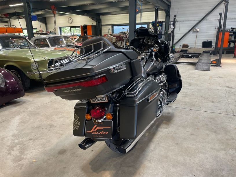 Occasion HARLEY-DAVIDSON ELECTRA GLIDE 2017 Vaucluse 84