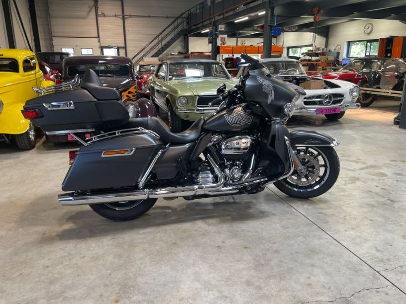 Occasion HARLEY-DAVIDSON ELECTRA GLIDE 2017 Vaucluse 84
