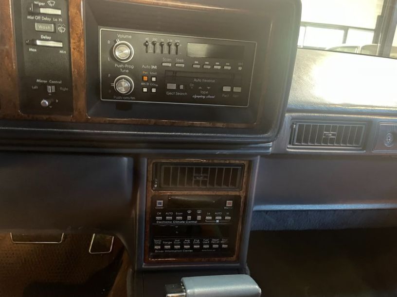 Occasion CADILLAC SEVILLE 1990 Vaucluse 84