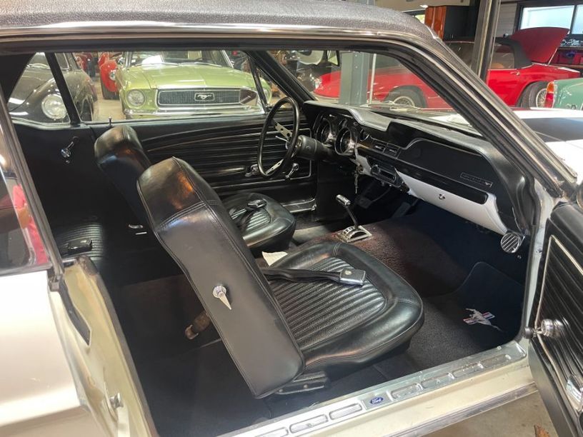 Occasion FORD MUSTANG 68 TOIT VINYL 1968 Vaucluse 84