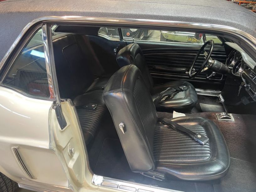 Occasion FORD MUSTANG 68 TOIT VINYL 1968 Vaucluse 84
