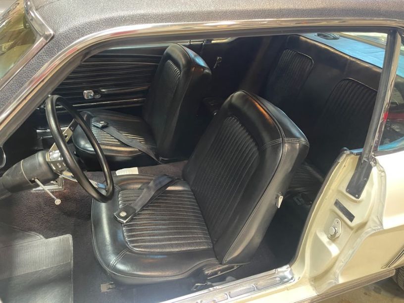 Occasion FORD MUSTANG 68 TOIT VINYL 1968 Vaucluse 84