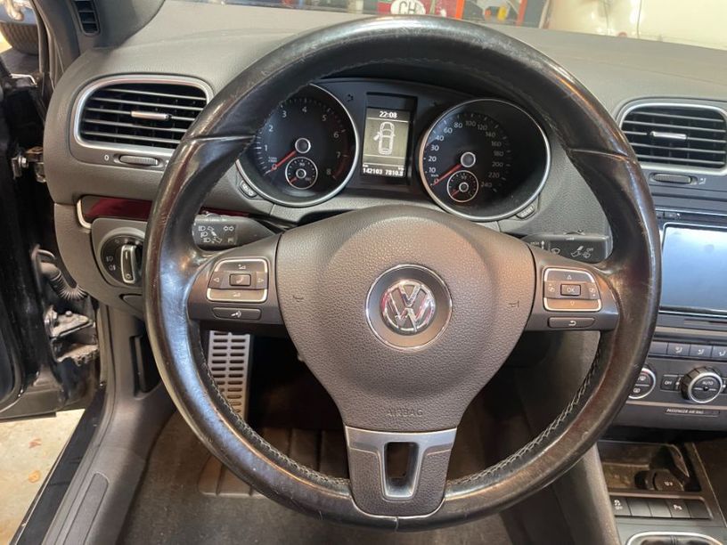 Occasion VOLKSWAGEN GOLF VI CABRIOLET 2012 Vaucluse 84