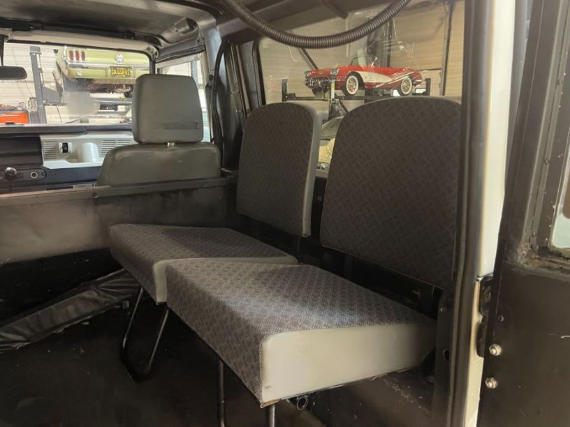 Occasion LAND ROVER DEFENDER TD5 7 PLACES 1999 Vaucluse 84
